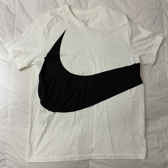 NIKE BIG JUMBO GIANT SWOOSH T-SHIRT LARGE WHITE BLACK XL SIZE - RARE!!! - Picture 1 of 3